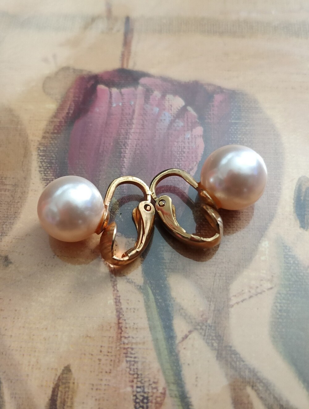 Vintage Blush Pink Pearl & Gold Clip Earrings